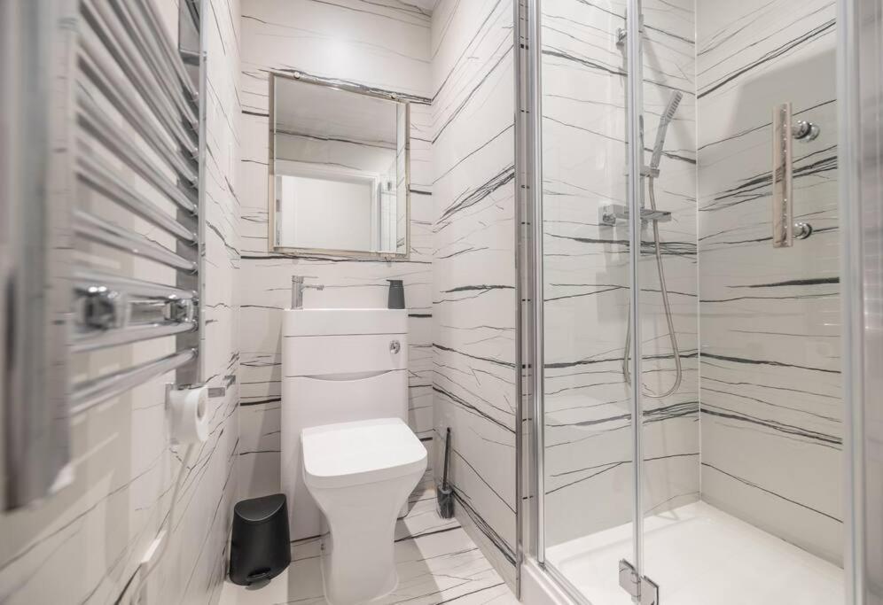 The Pocklington - The Graduate Suite Лестър Екстериор снимка
