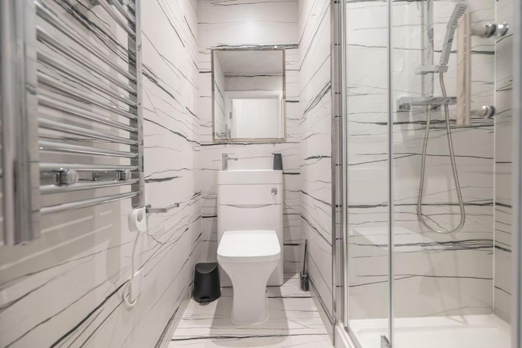 The Pocklington - The Graduate Suite Лестър Екстериор снимка