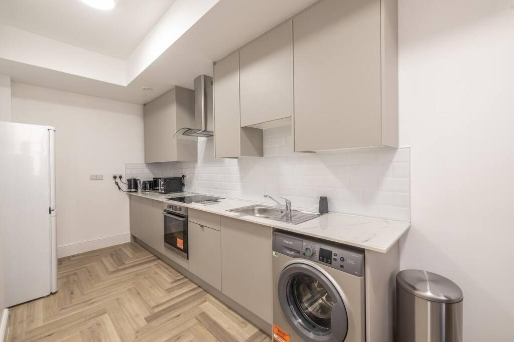 The Pocklington - The Graduate Suite Лестър Екстериор снимка